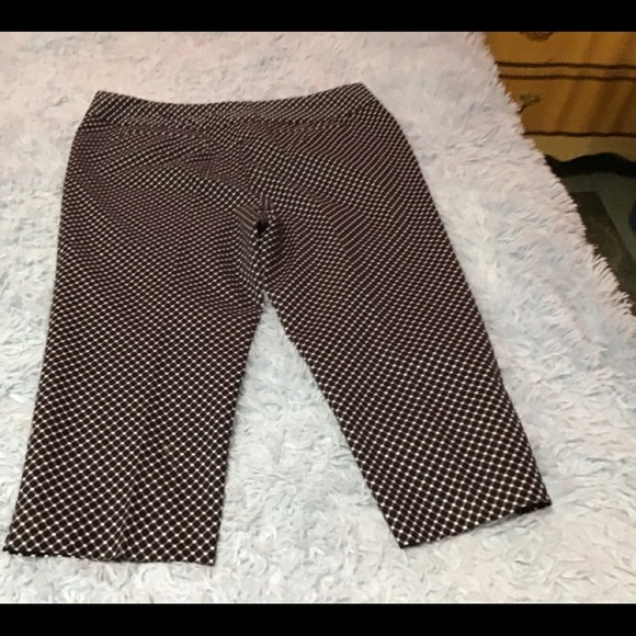 Worthington, black and white checkered culottes - Picture 2 of 3